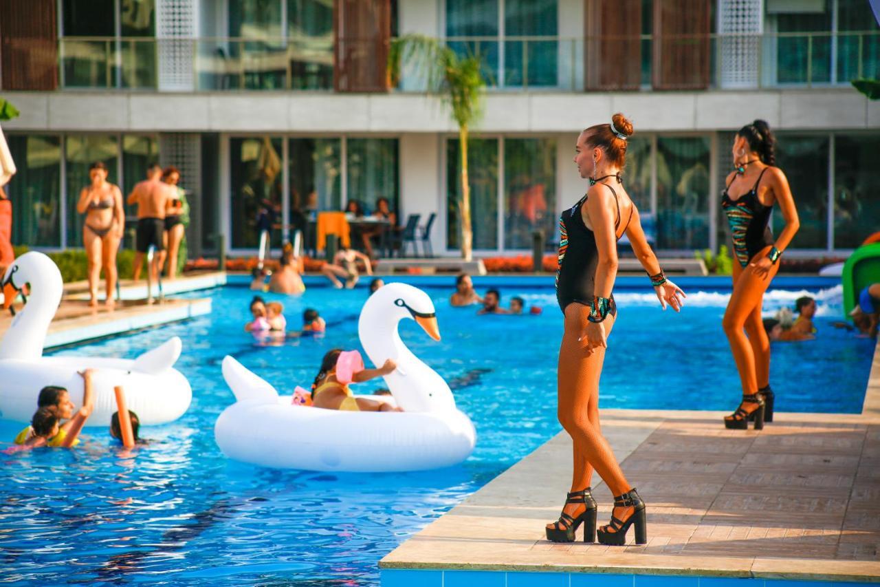 Courtyard Long Beach Holiday Resort Iskele District  Bagian luar foto