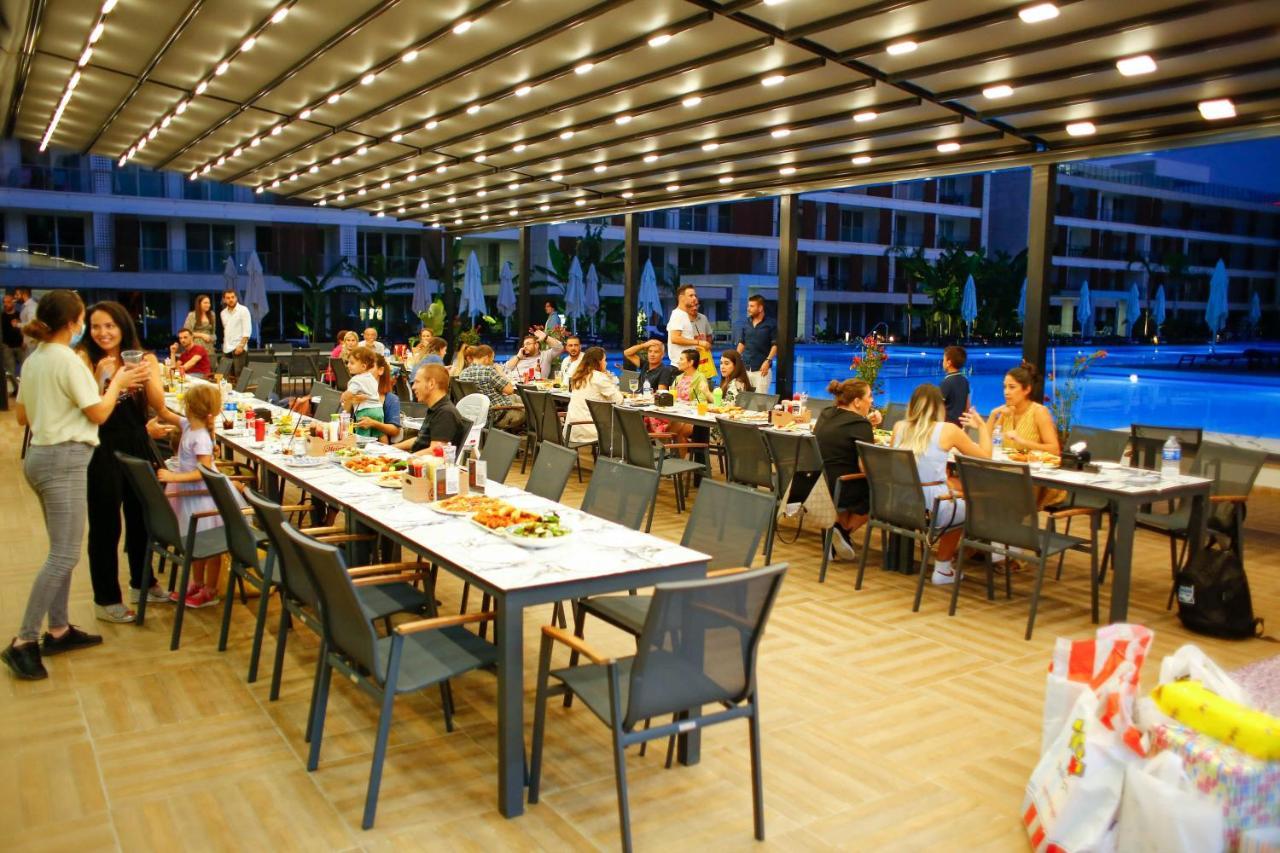 Courtyard Long Beach Holiday Resort Iskele District  Bagian luar foto