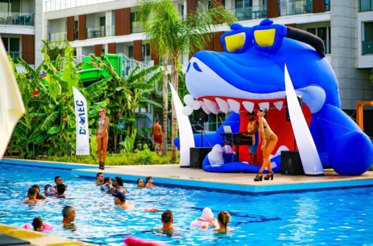 Courtyard Long Beach Holiday Resort Iskele District  Bagian luar foto