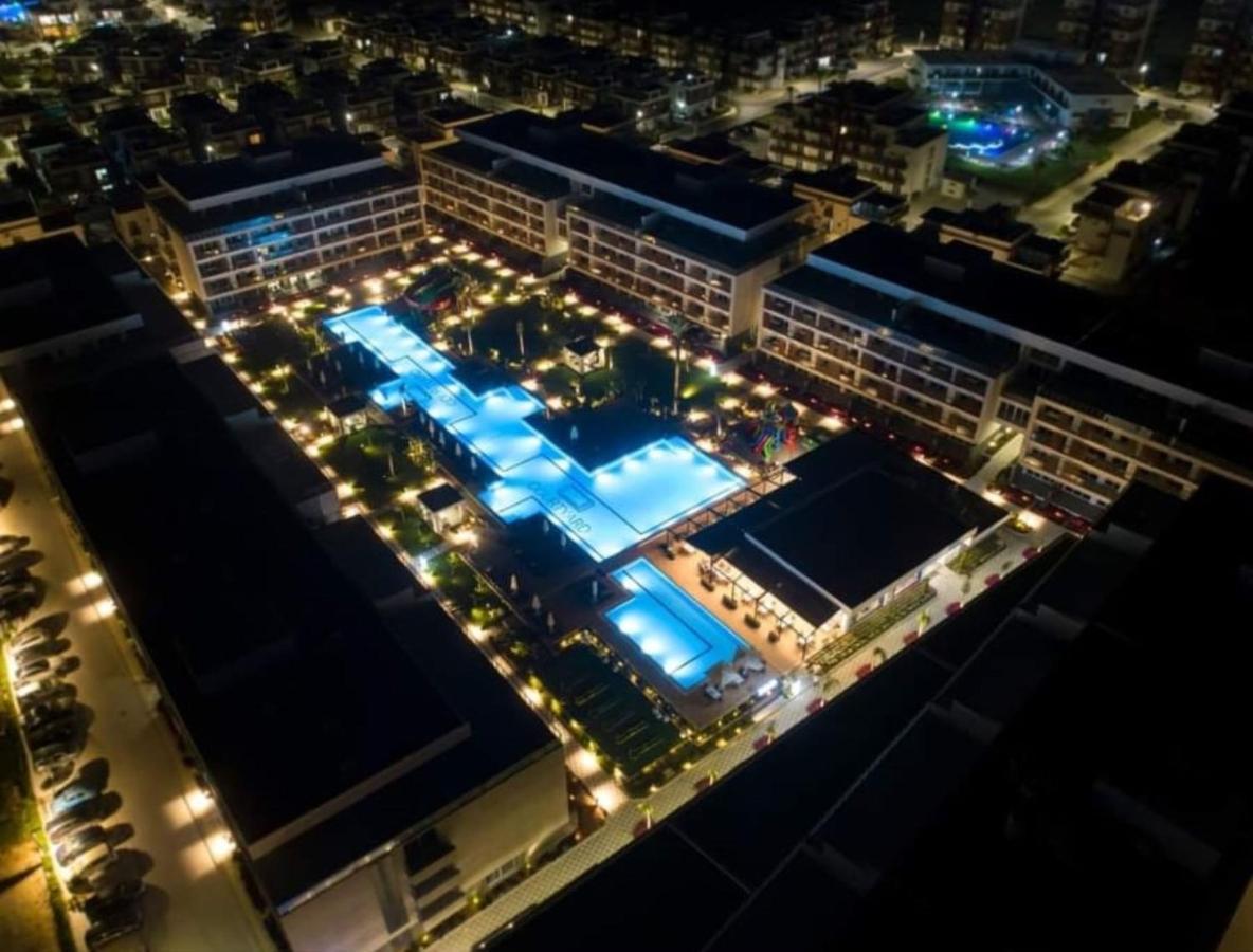 Courtyard Long Beach Holiday Resort Iskele District  Bagian luar foto