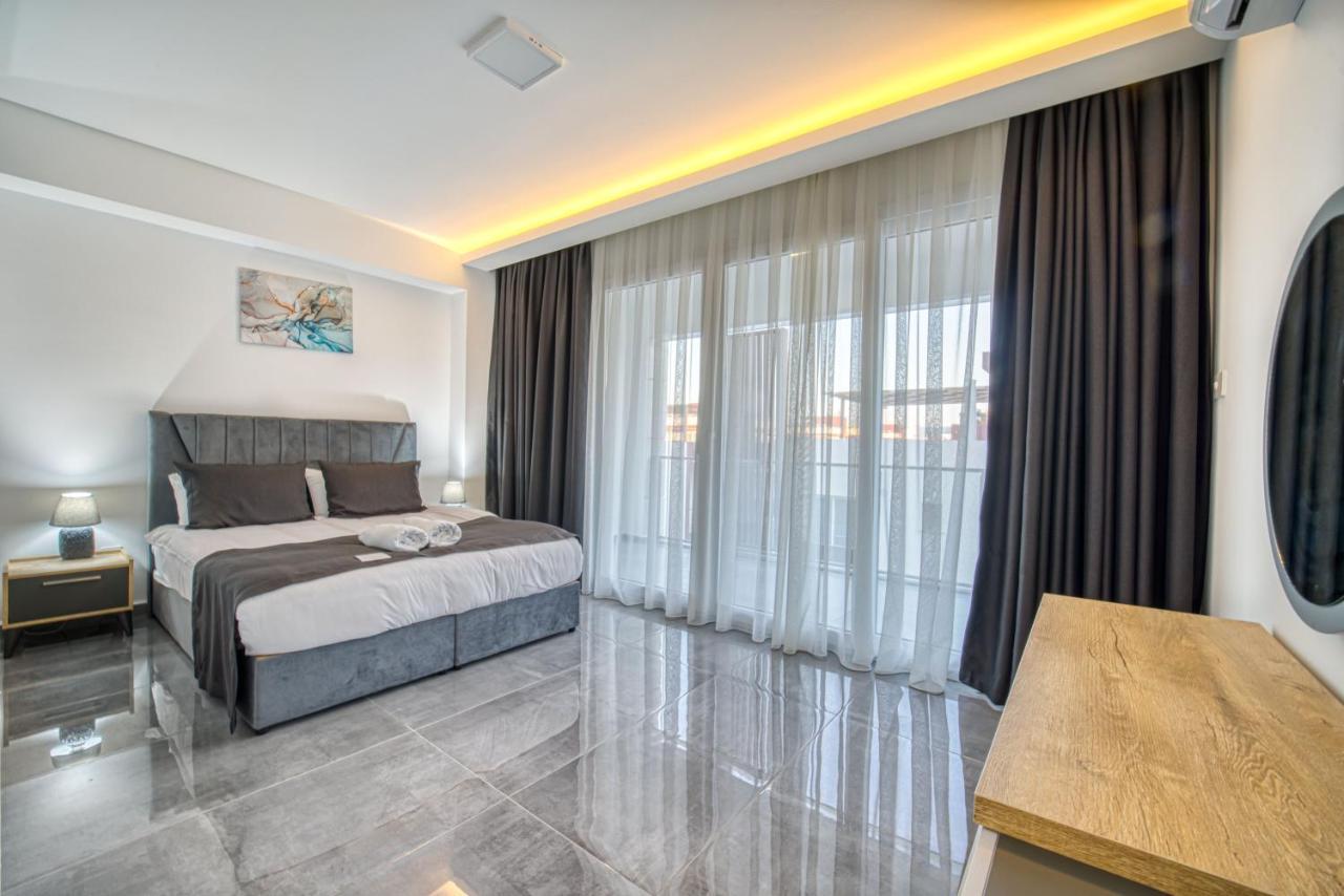 Courtyard Long Beach Holiday Resort Iskele District  Bagian luar foto