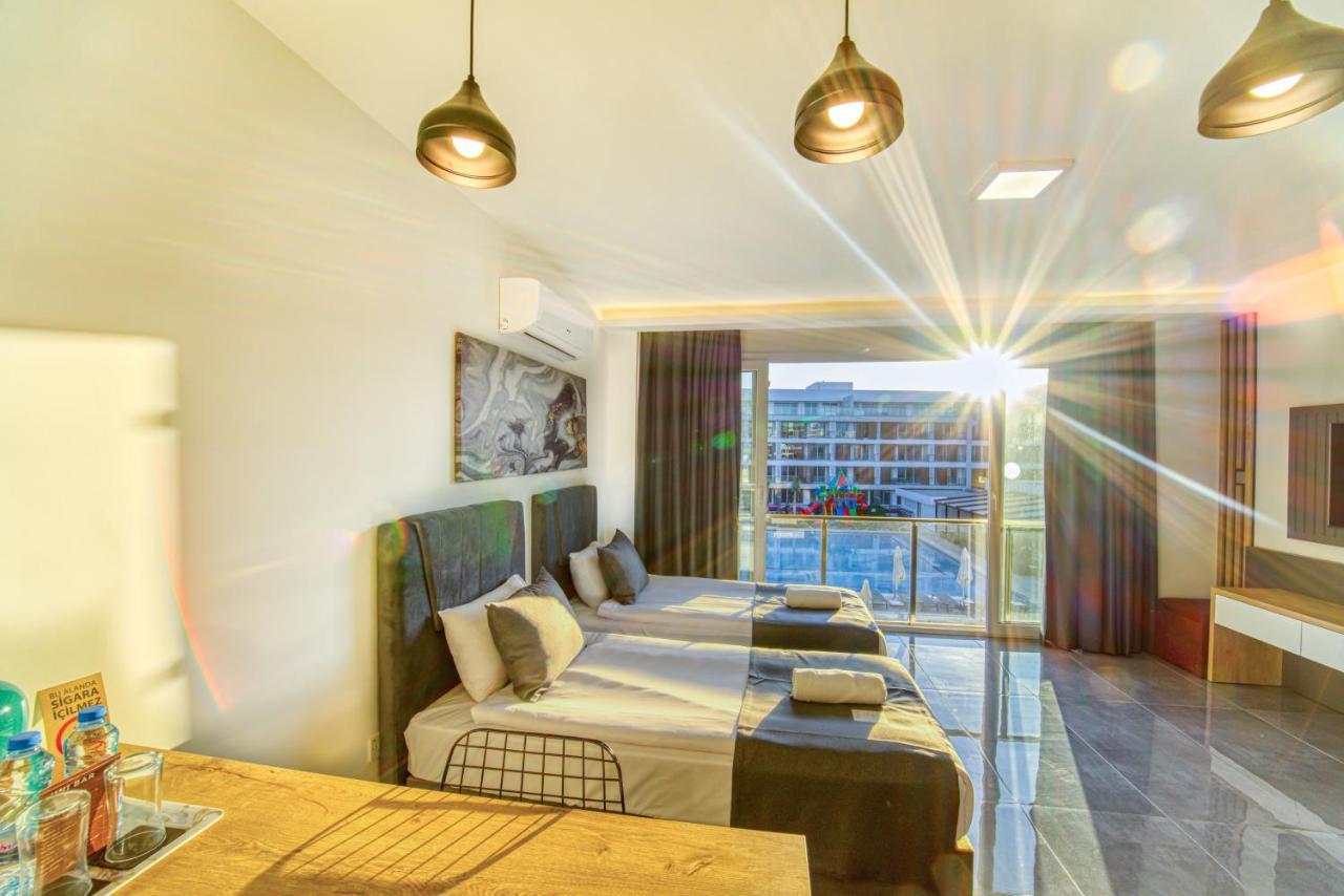 Courtyard Long Beach Holiday Resort Iskele District  Bagian luar foto