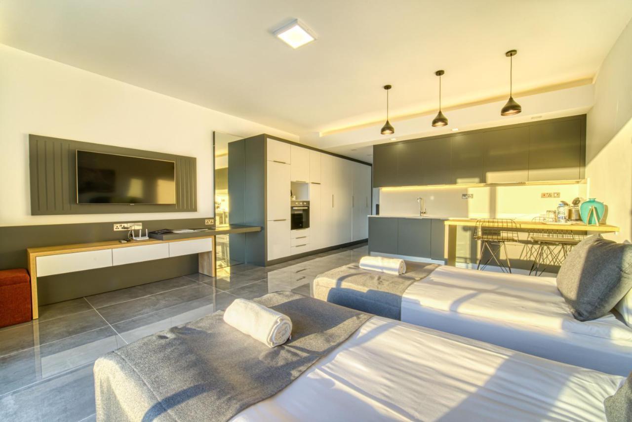 Courtyard Long Beach Holiday Resort Iskele District  Bagian luar foto
