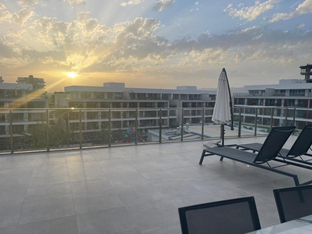 Courtyard Long Beach Holiday Resort Iskele District  Bagian luar foto