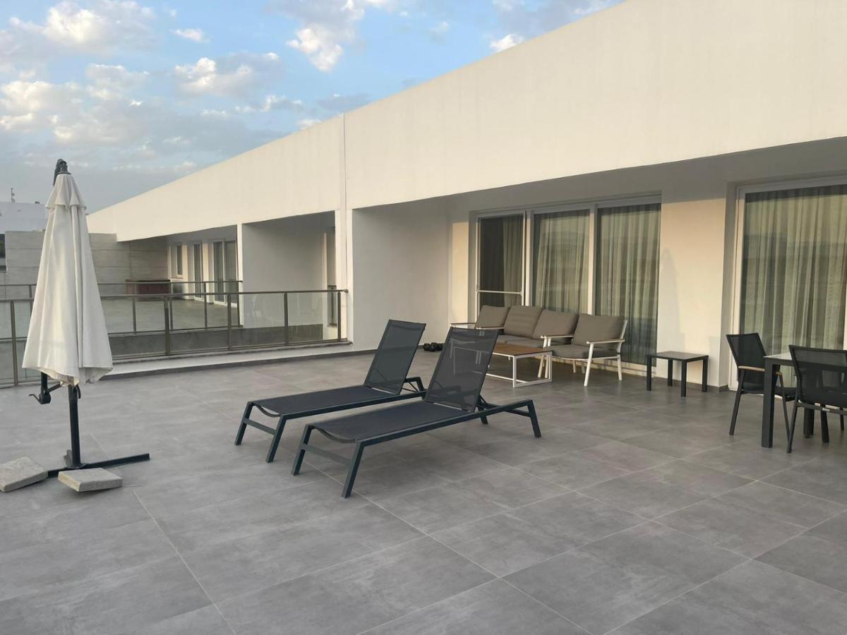 Courtyard Long Beach Holiday Resort Iskele District  Bagian luar foto
